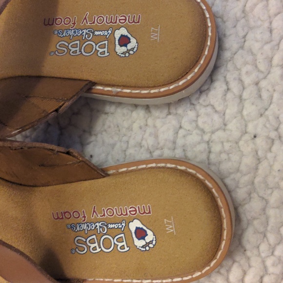 Bobs From Sketchers Memory Foam Brown Leopard Sandals. Size 7. Good Condition. - Picture 2 of 6